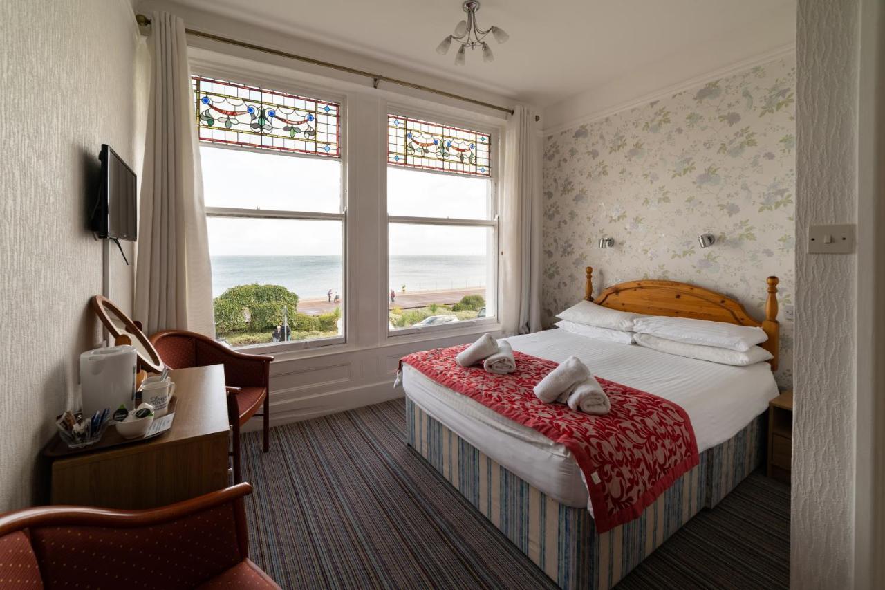 Somerset Hotel 3*